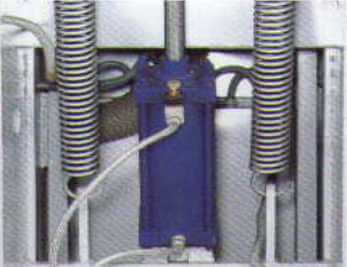 Rocker Arms.&nbsp;Air Cylinder.